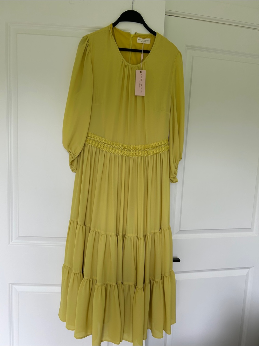 Rachel Parcell Yellow-Green Tiered Midi Dress